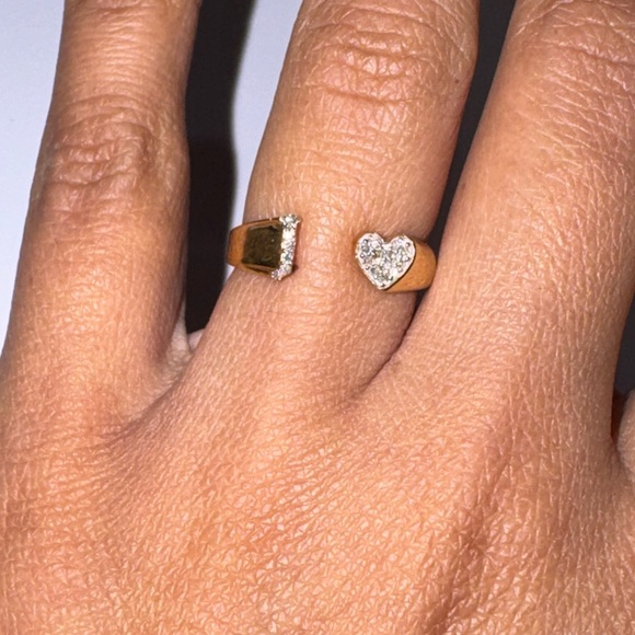 10k Solid Gold Real Diamond J letter initial heart ring for her, FREE APPRAISAL - Picture 5 of 6